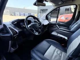 Ford Transit Custom 290 2.0 TDCI L2H1 Limited DC MARGE thumbnail 4