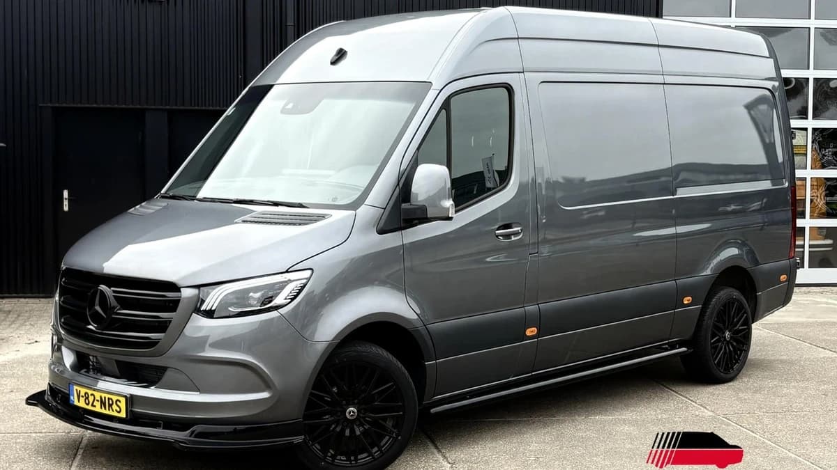 Mercedes-Benz Sprinter 317 1.9 CDI L2H2 RWD — foto 1