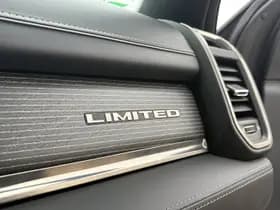 Dodge Ram 1500 5.7 V8 4x4 Crew Cab 5'7 Limited thumbnail 25