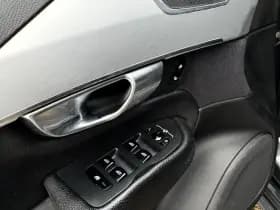 Volvo XC90 2.0 D5 235pk AWD Momentum thumbnail 8
