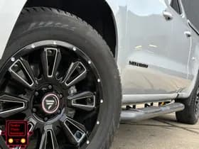 Chevrolet Silverado Z71 1500 RST V8 thumbnail 2