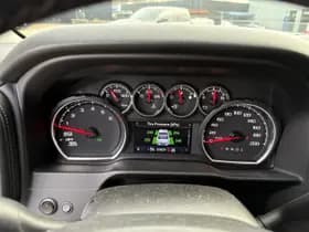 Chevrolet Silverado Z71 1500 RST V8 thumbnail 12