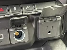 Chevrolet Silverado Z71 1500 RST V8 thumbnail 21