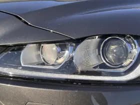 Jaguar F-Pace 2.0d AWD R-Sport R-Sport thumbnail 3