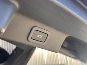 Jaguar F-Pace 2.0d AWD R-Sport R-Sport thumbnail 39