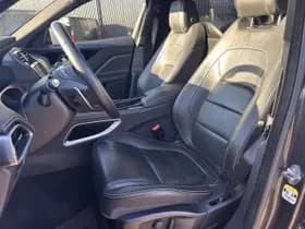 Jaguar F-Pace 2.0d AWD R-Sport R-Sport thumbnail 6