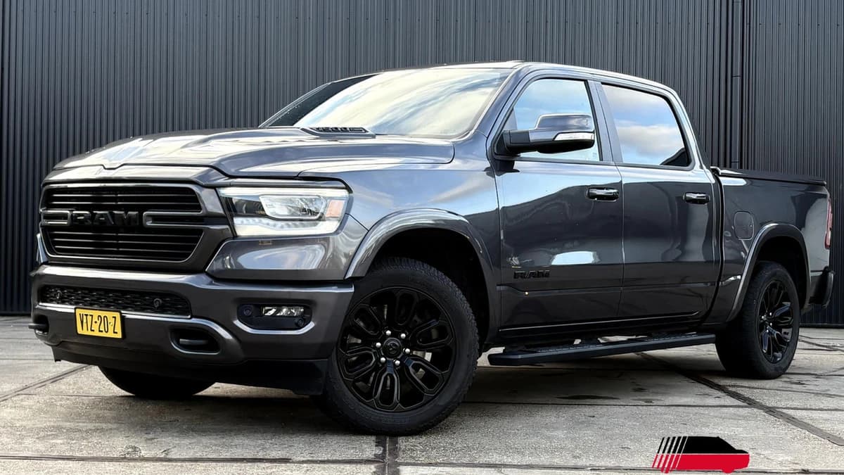 Dodge Ram 1500 5.7 V8 4x4 Crew Cab Laramie — foto 1