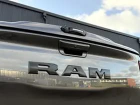 Dodge Ram 1500 5.7 V8 4x4 Crew Cab Laramie thumbnail 18