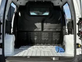 Ford Transit Courier 1.5 TDCI SPORT thumbnail 12