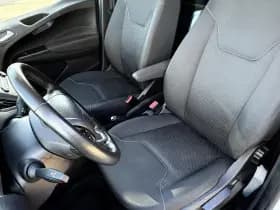 Ford Transit Courier 1.5 TDCI SPORT thumbnail 5