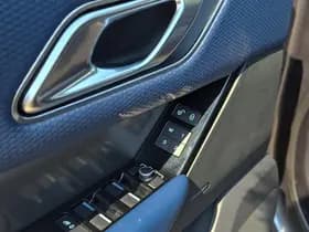 Land Rover Range Rover Velar thumbnail 21