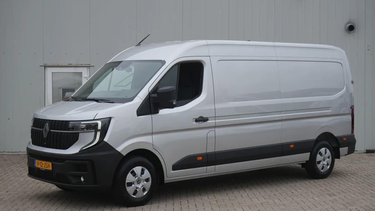 Renault Master — foto 1