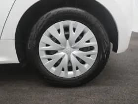 Toyota Yaris thumbnail 11