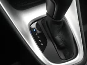 Toyota Yaris thumbnail 26