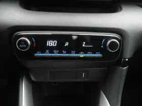 Toyota Yaris thumbnail 27