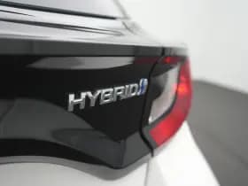 Toyota Yaris thumbnail 8