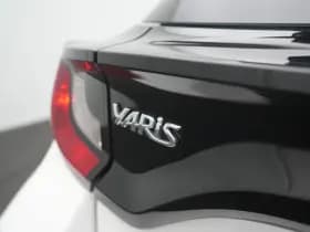 Toyota Yaris thumbnail 9