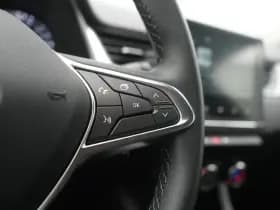 Renault Captur thumbnail 15