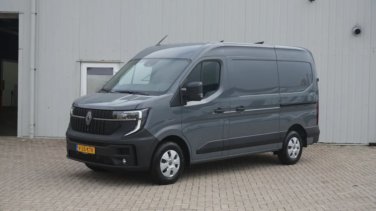 Renault Master — foto 1