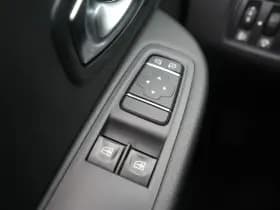 Renault Clio thumbnail 14