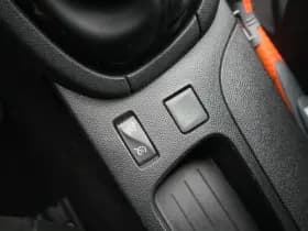 Renault Clio thumbnail 22