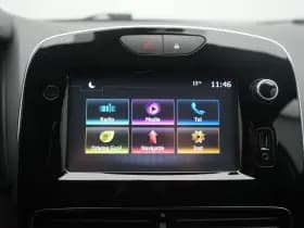 Renault Clio thumbnail 26