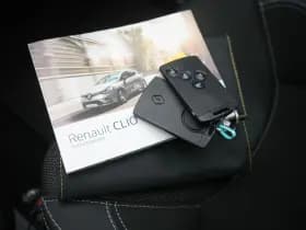 Renault Clio thumbnail 31