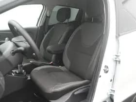 Renault Clio thumbnail 9