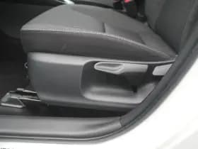 Toyota Yaris thumbnail 17