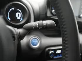 Toyota Yaris thumbnail 23