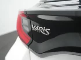 Toyota Yaris thumbnail 9