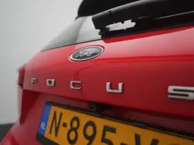 Ford Focus thumbnail 11