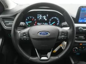 Ford Focus thumbnail 17