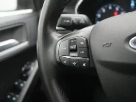 Ford Focus thumbnail 19
