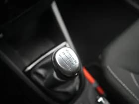Renault Clio thumbnail 27