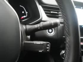 Renault Captur thumbnail 19