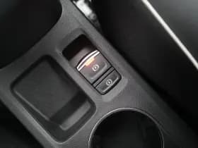 Renault Captur thumbnail 25