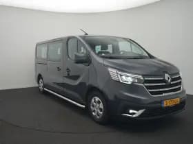 Renault Trafic thumbnail 2