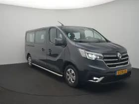 Renault Trafic thumbnail 2