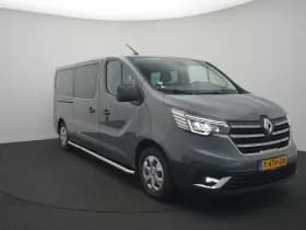 Renault Trafic thumbnail 2