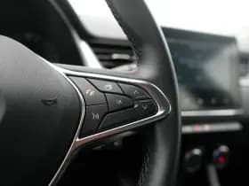 Renault Captur thumbnail 15