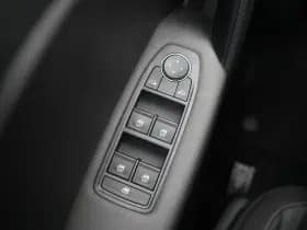 Renault Captur thumbnail 21