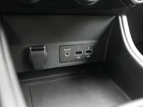 Renault Captur thumbnail 24