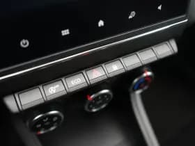Renault Captur thumbnail 26