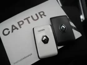 Renault Captur thumbnail 34