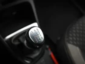 Renault Captur thumbnail 24