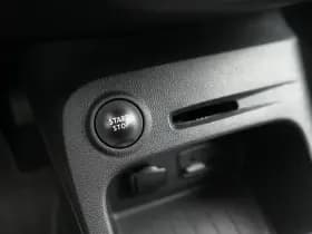 Renault Captur thumbnail 25