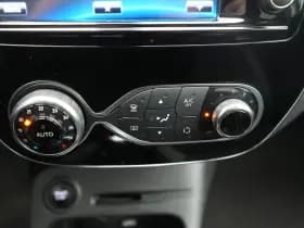 Renault Captur thumbnail 26