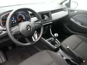 Renault Clio thumbnail 12