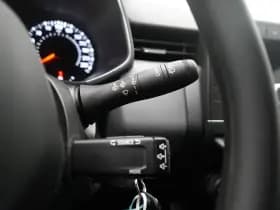 Renault Clio thumbnail 16